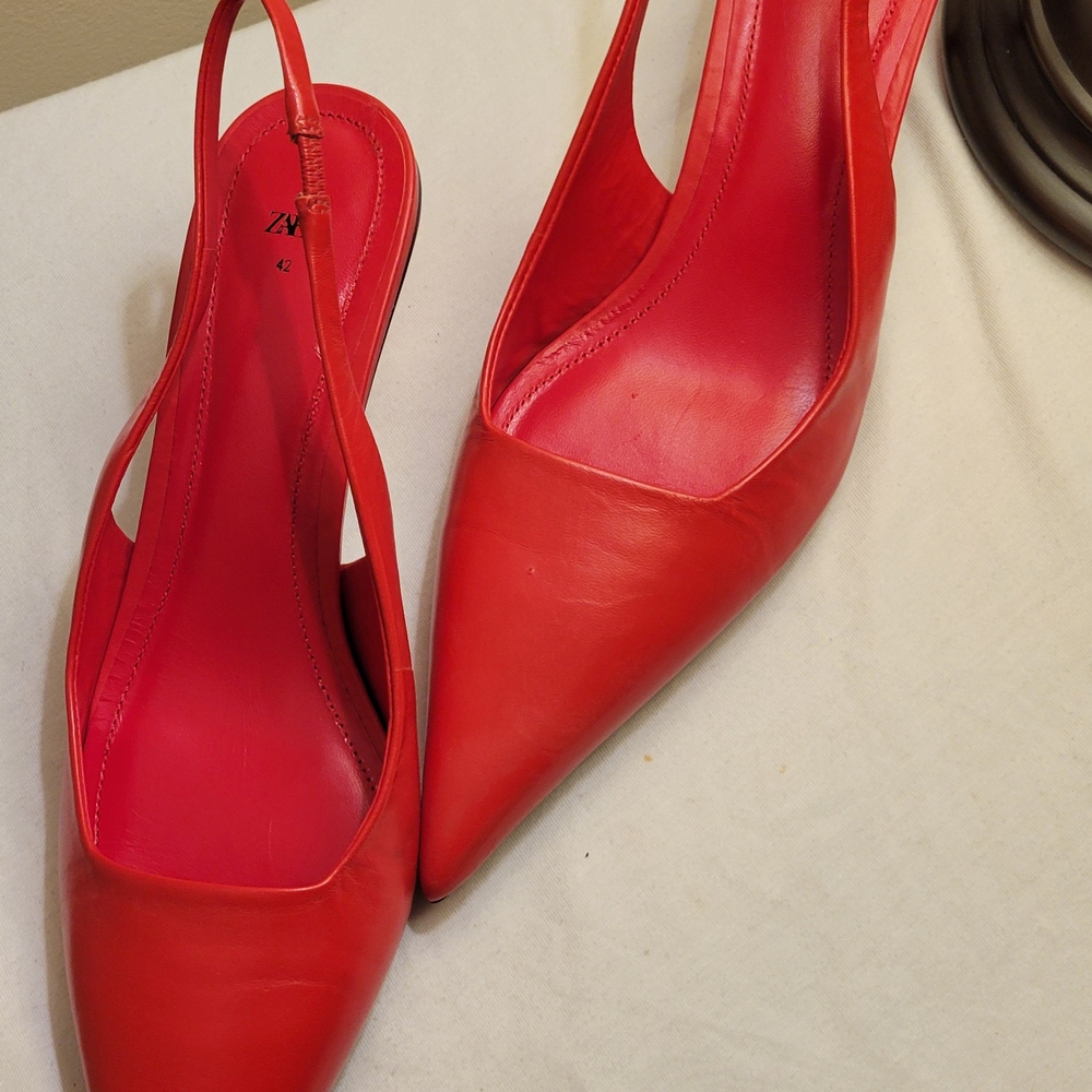 Zara Women's Red Slingback Kitten Heels. Size 42